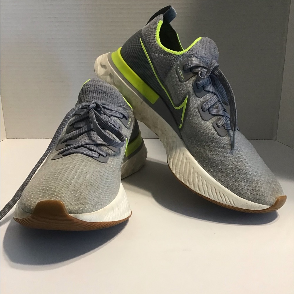 Nike React Infinity FlyKnit Running Shoes - Picture 2 of 9